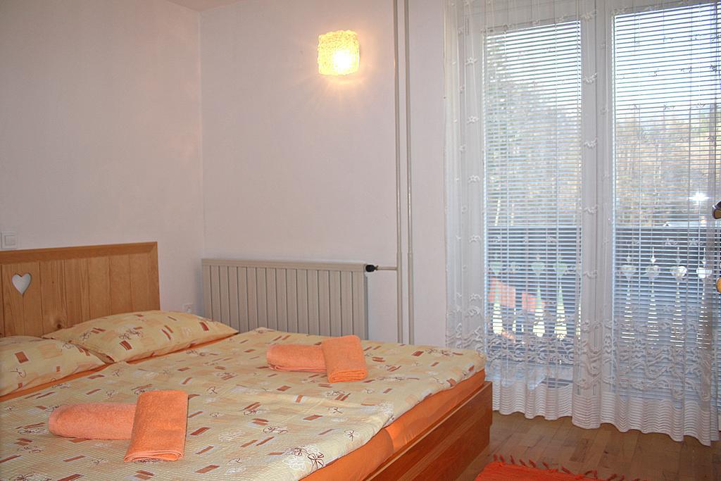 Apartments And Rooms Cerkovnik Бохінь Екстер'єр фото